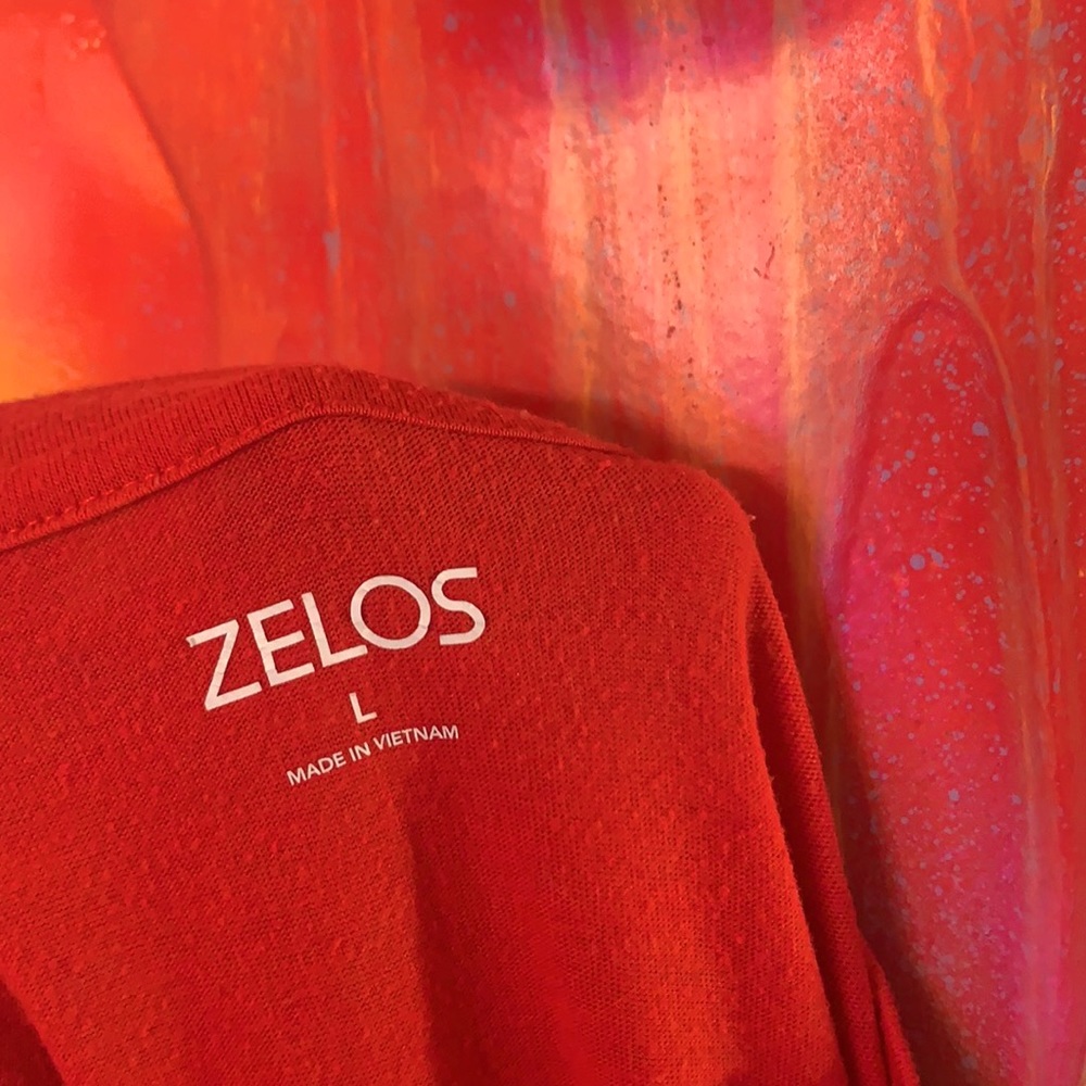 ZELOS Red Knot Top - Picture 7 of 8